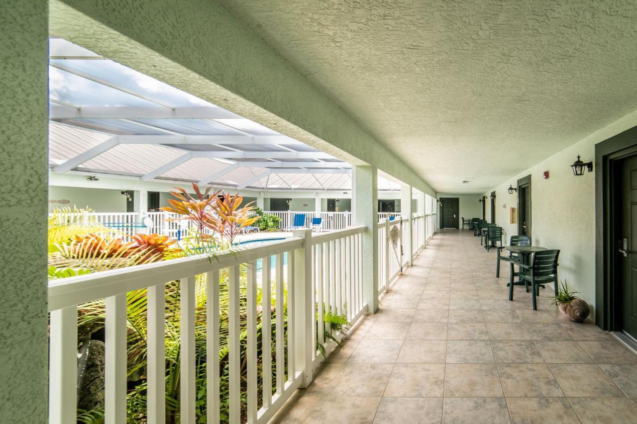 Ivey House Everglades Adventures Hotel Exteriör bild